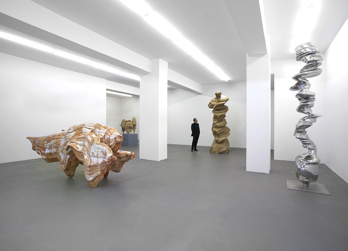 Tony Cragg, Installation view, Buchmann Galerie, 2006