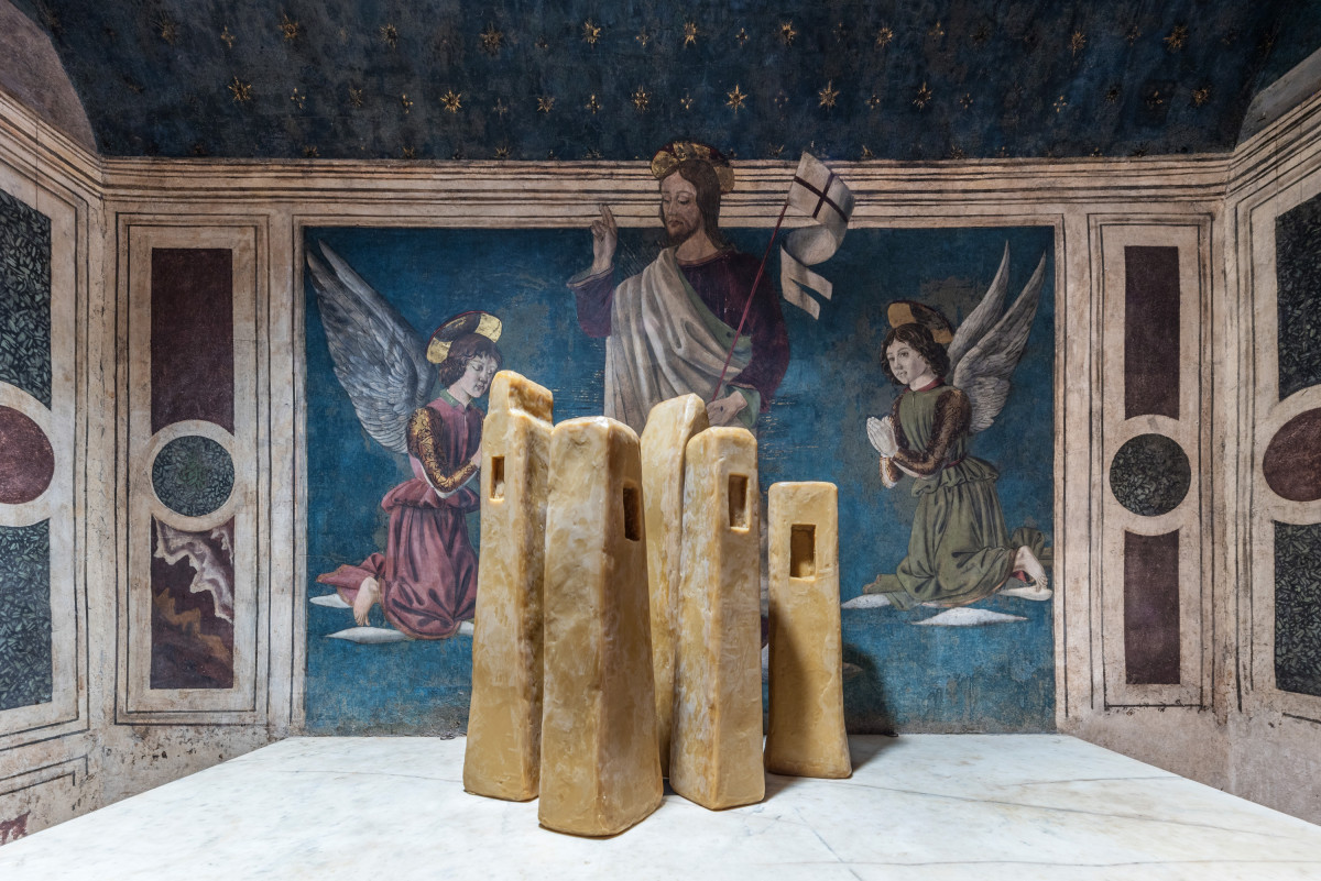 Wolfgang Laib, ‘Towers of Silence, Cappella Rucellai, Museo Marino Marini, Florence’, 2019