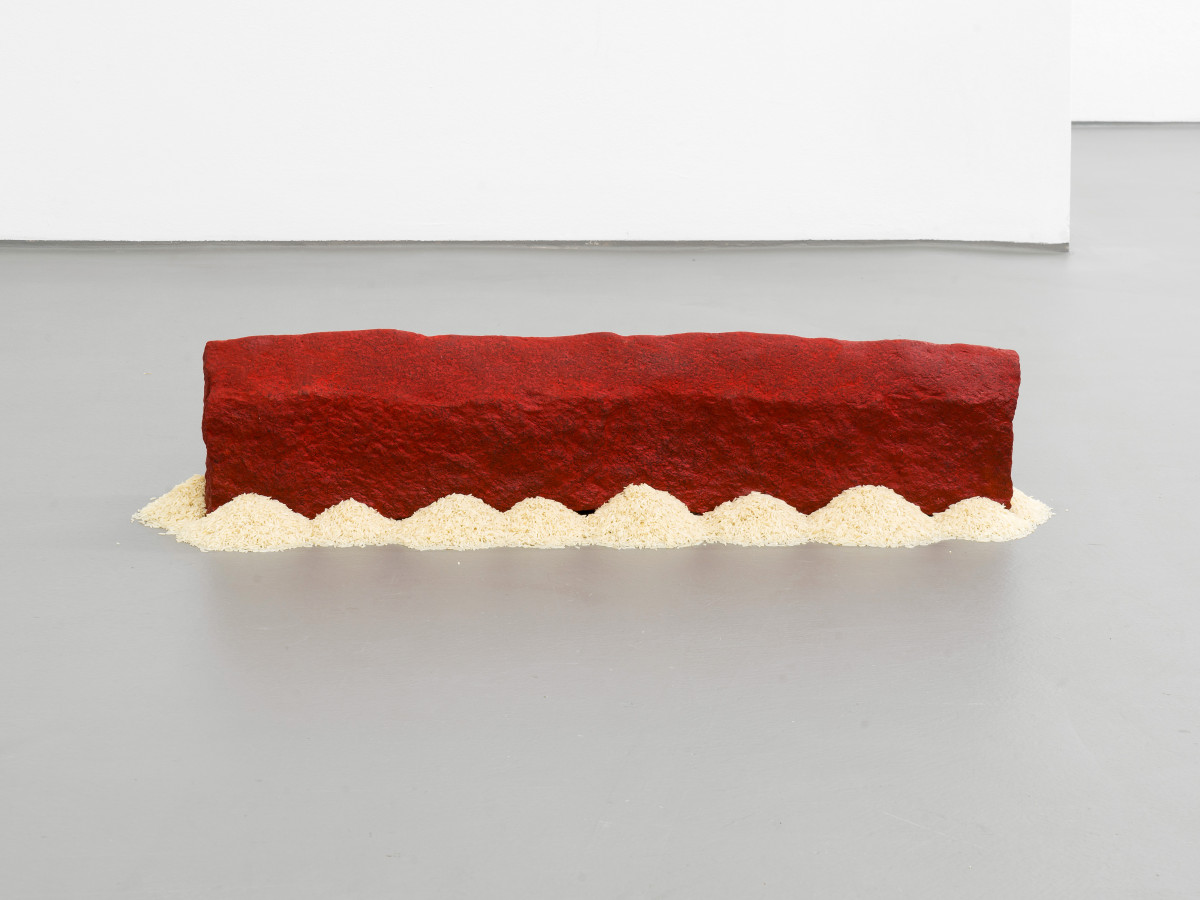 Wolfgang Laib, ‘Reishaus’, 2009, Indischer Granit, rotes Pigment und Sonnenblumenöl, Reis