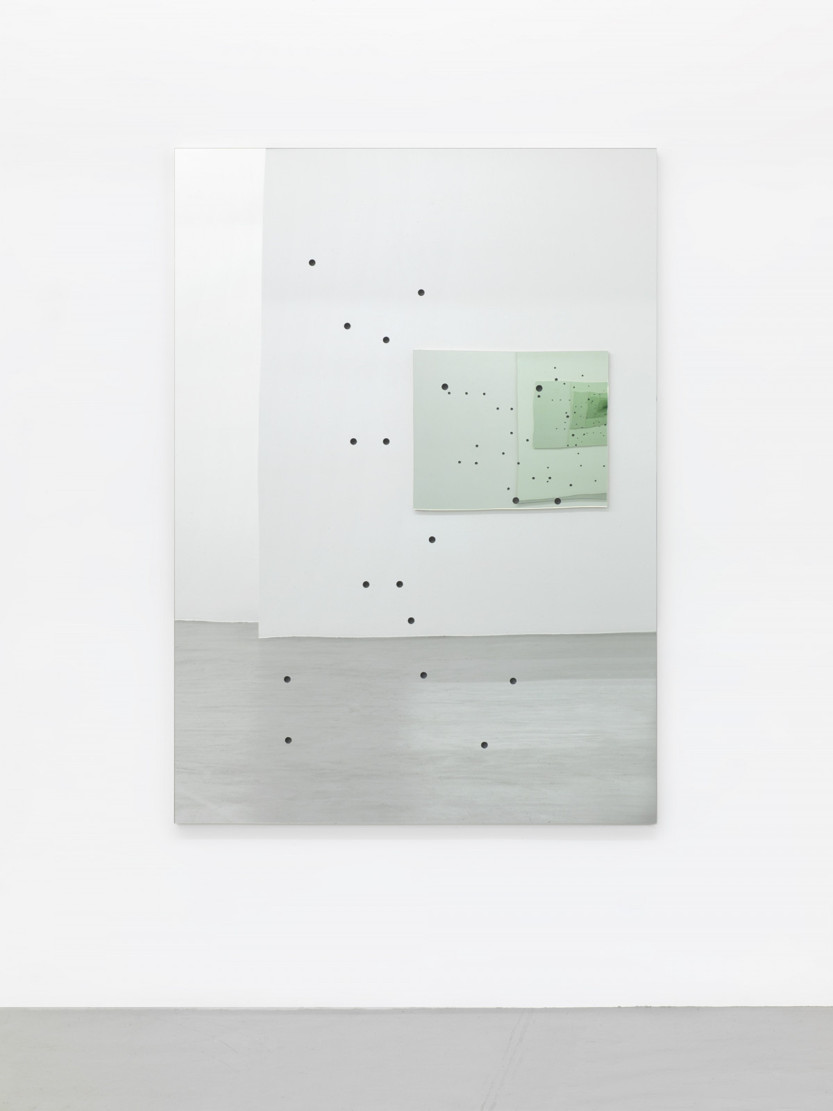 Alberto Garutti, ‘Piccolo paesaggio domestico con occhio di Luca’, 1990, perforated mirror, wood