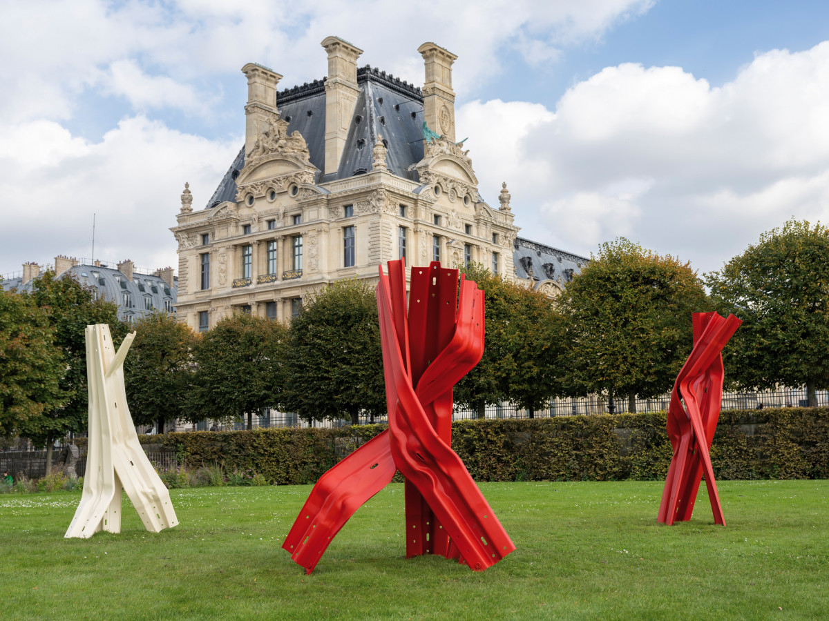 Bettina Pousttchi, ‘Vertical Highways’, 2021, Hors les Murs, Jardin des Tuileries, Paris, 2021